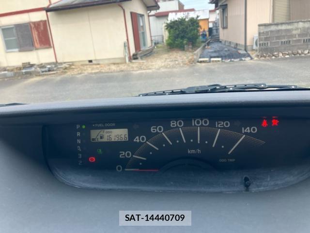 Daihatsu TANTO 2007-09 8648372-11