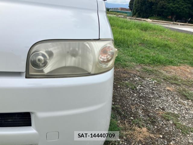 Daihatsu TANTO 2007-09 8648372-12