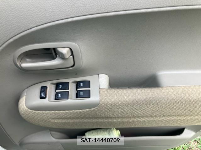 Daihatsu TANTO 2007-09 8648372-16