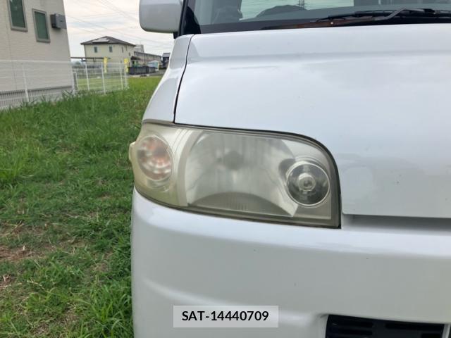 Daihatsu TANTO 2007-09 8648372-3