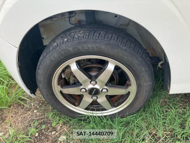Daihatsu TANTO 2007-09 8648372-7