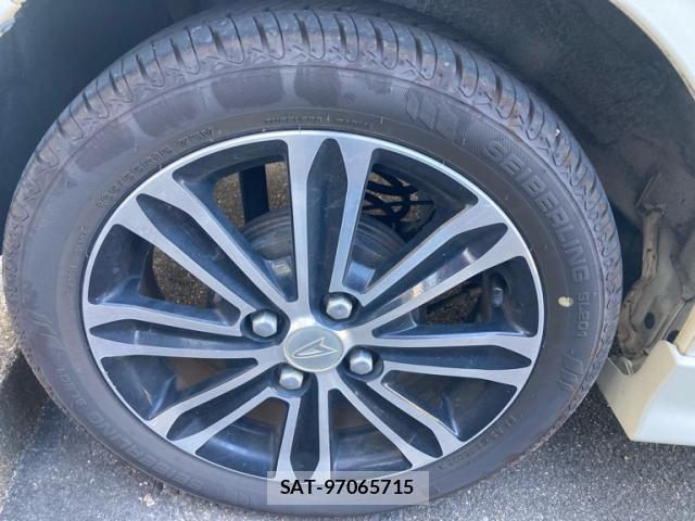 Daihatsu TANTO 2015-07 8648711-12