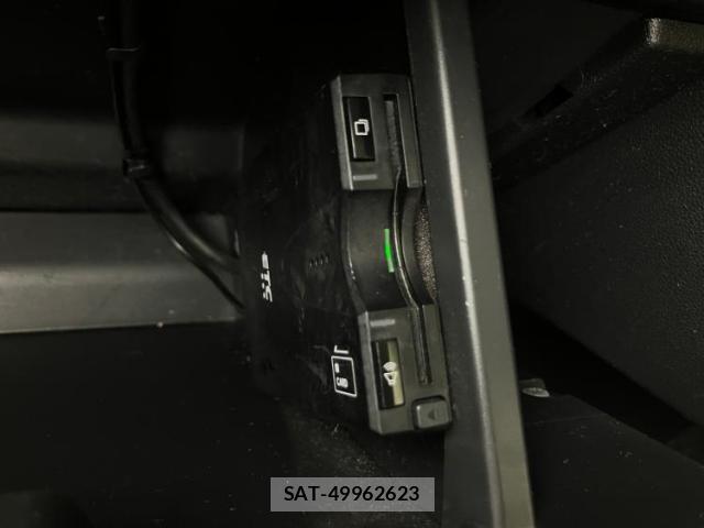 Daihatsu TANTO 2017-12 8648820-12