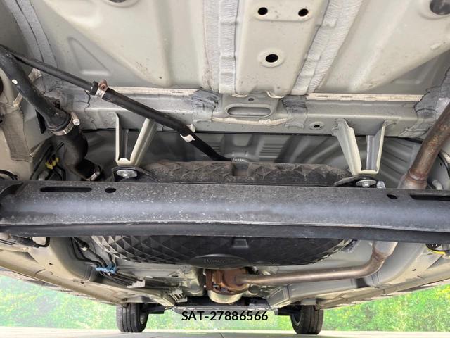 Daihatsu TANTO 2023-03 8649208-18