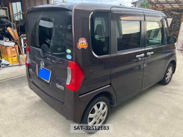 Daihatsu TANTO 2014-03 8649330-13