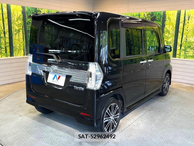 Daihatsu TANTO 2017-07 8649333-16