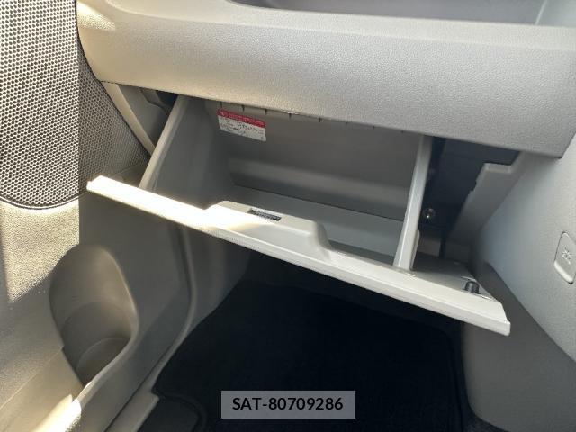 Daihatsu TANTO 2017-09 8649479-12