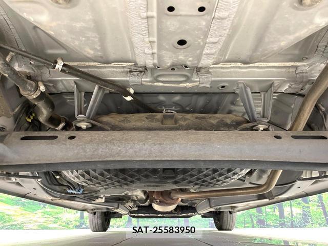 Daihatsu TANTO 2022-07 8649808-18