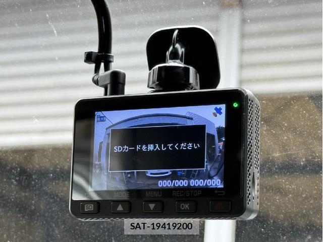 Daihatsu TANTO 2013-11 8649939-10