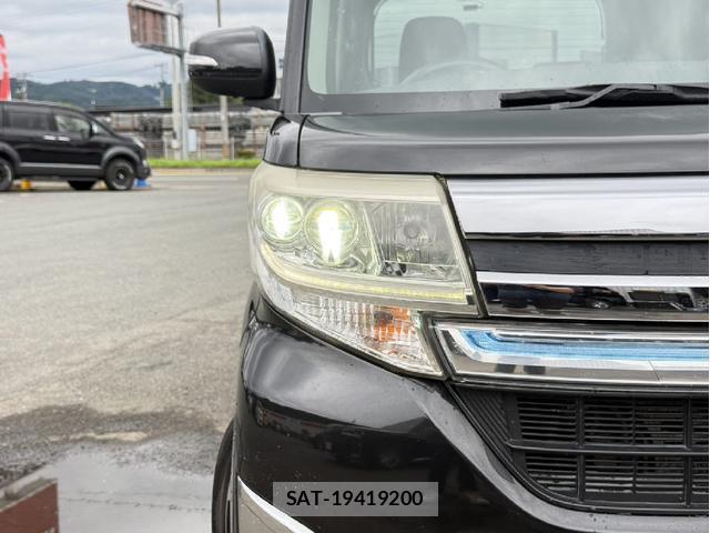 Daihatsu TANTO 2013-11 8649939-15