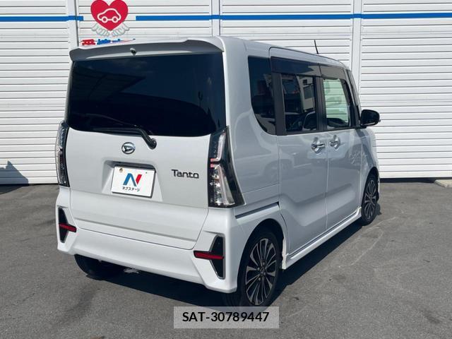 Daihatsu TANTO 2021-11 8650727-17
