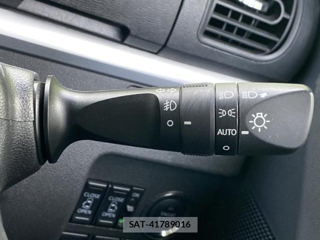 Daihatsu TANTO 2016-12 8650807-15