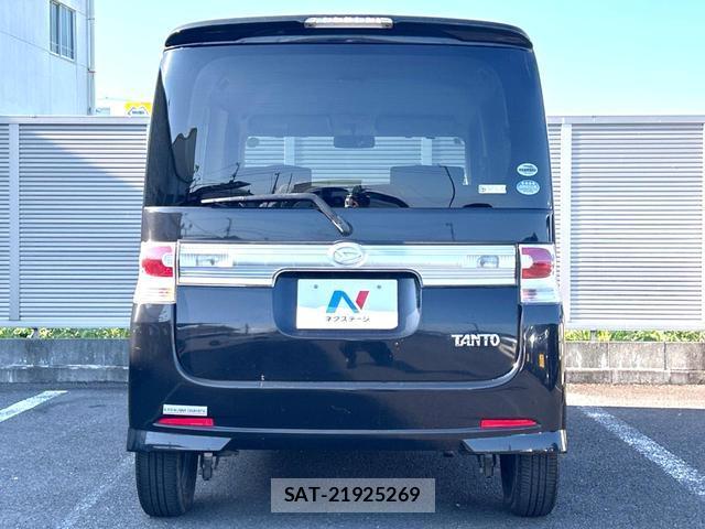 Daihatsu TANTO 2009-10 8651035-13