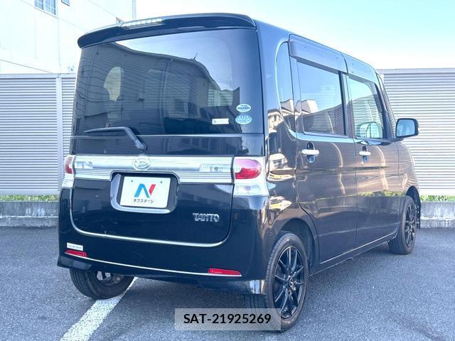 Daihatsu TANTO 2009-10 8651035-15