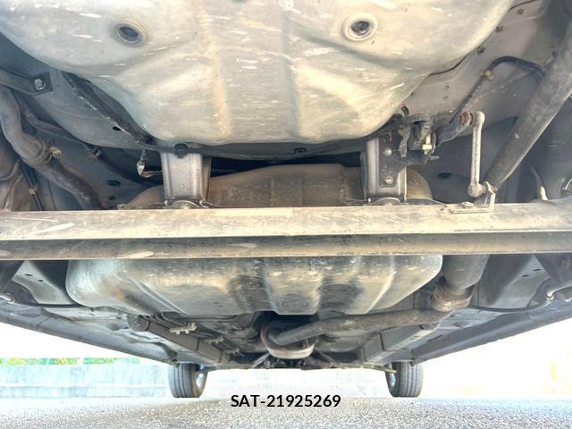 Daihatsu TANTO 2009-10 8651035-19