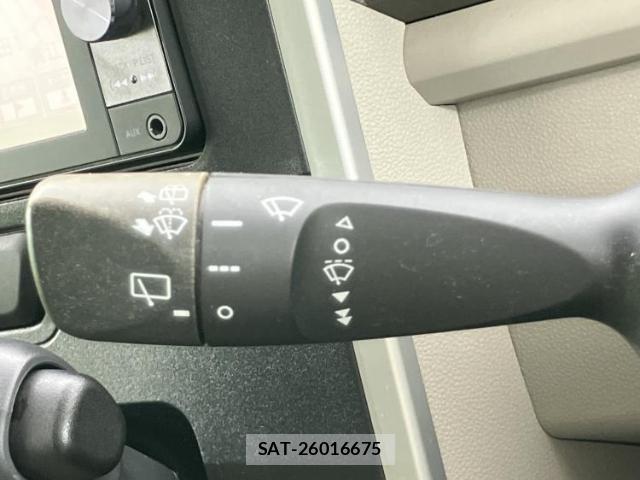 Daihatsu TANTO 2016-02 8651158-14