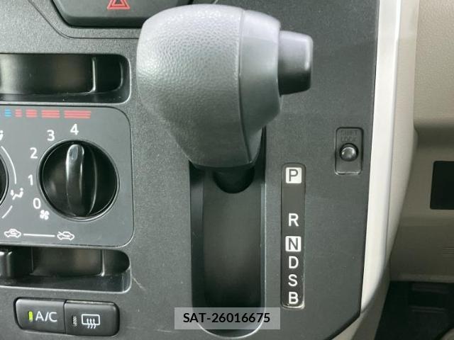 Daihatsu TANTO 2016-02 8651158-15