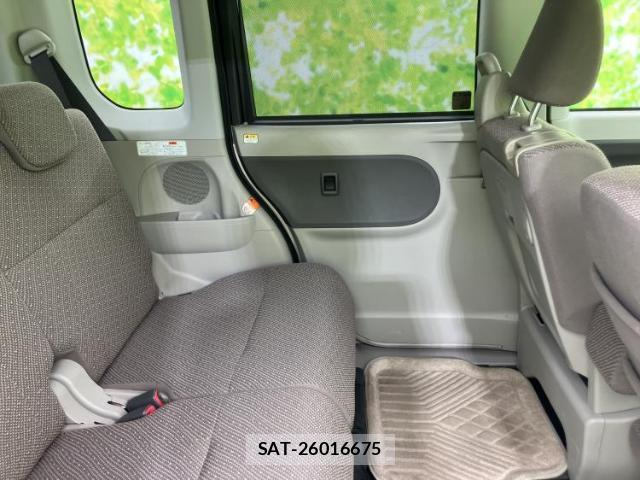 Daihatsu TANTO 2016-02 8651158-4