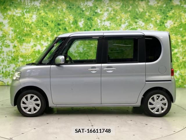 Daihatsu TANTO 2013-08 8651171-1