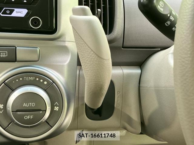 Daihatsu TANTO 2013-08 8651171-13
