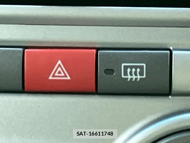 Daihatsu TANTO 2013-08 8651171-17