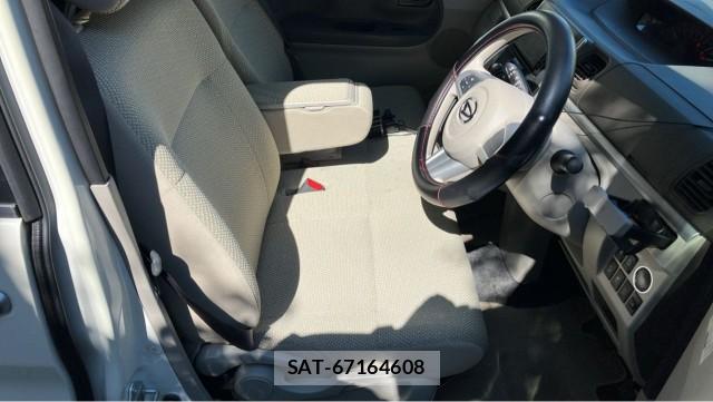 Daihatsu TANTO 2014-04 8651346-5