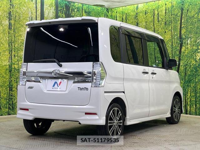 Daihatsu TANTO 2014-01 8651513-16
