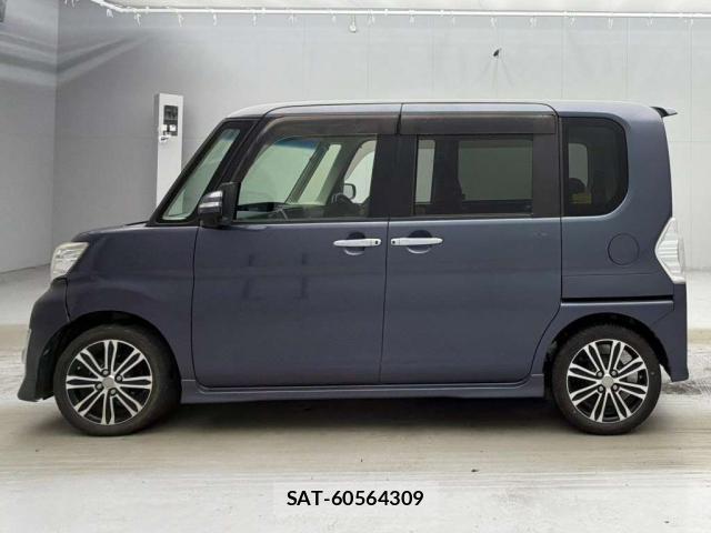 Daihatsu TANTO 2015-08 8651740-9