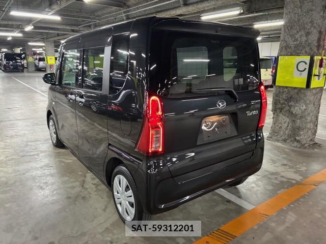 Daihatsu TANTO 2024-11 8652799-9