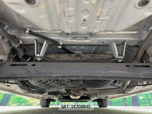 Daihatsu TANTO 2019-08 8653013-18