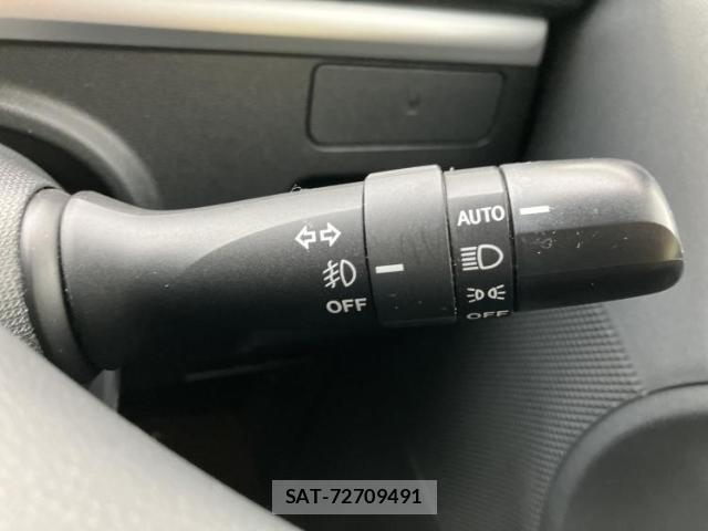 Daihatsu TANTO 2013-12 8653753-14