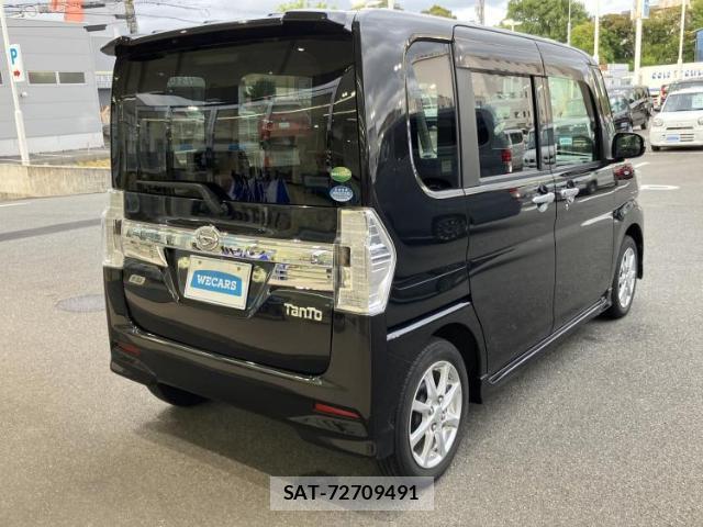 Daihatsu TANTO 2013-12 8653753-2