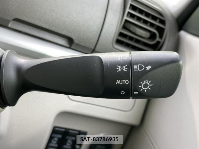 Daihatsu TANTO 2018-01 8653781-15