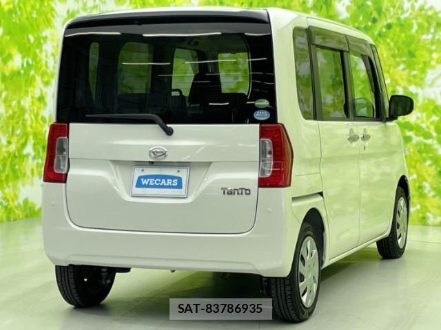 Daihatsu TANTO 2018-01 8653781-2