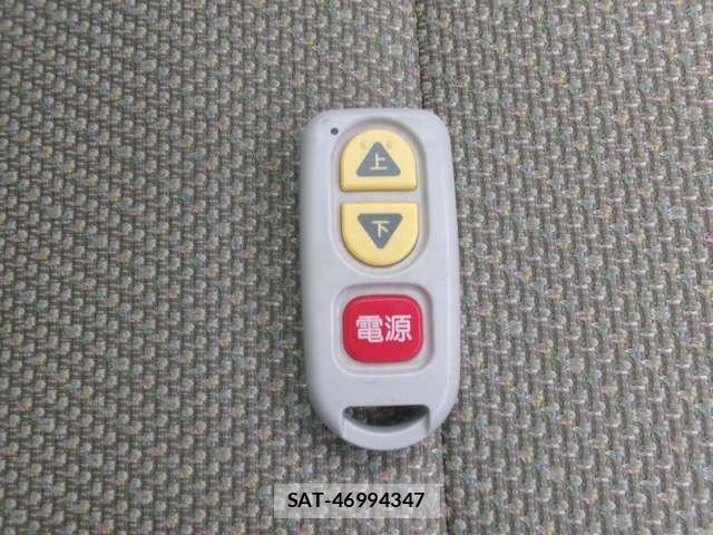 Daihatsu TANTO 2017-07 8653936-17