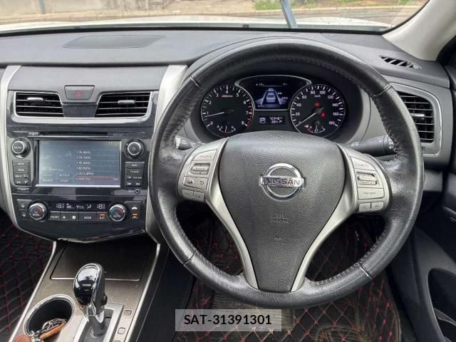Nissan TEANA 2019-03 8649040-2