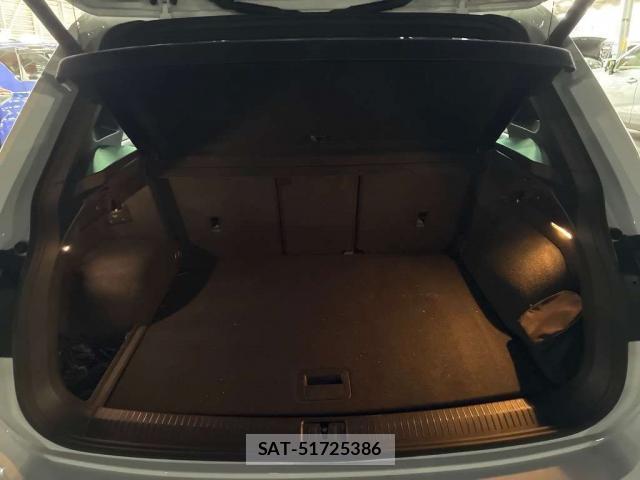 VolksWagen TIGUAN 2019-08 8647024-4