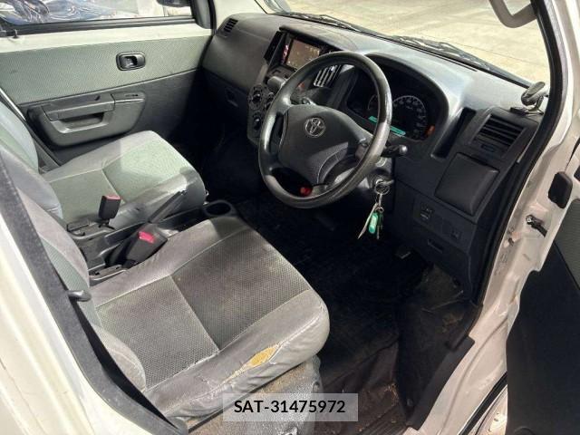 Toyota TOWNACE VAN 2019-08 8647365-3