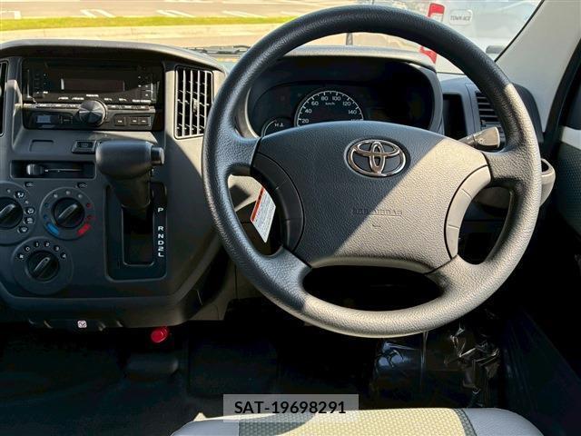 Toyota TOWNACE VAN 2025-09 8647628-19