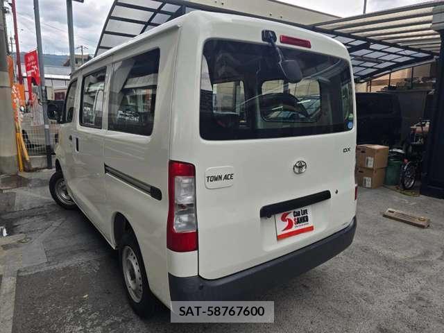 Toyota TOWNACE VAN 2021-07 8647780-2