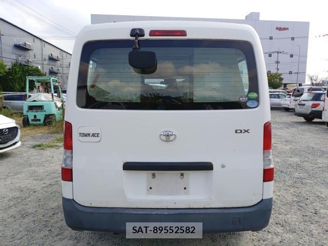 Toyota TOWNACE VAN 2014-08 8648657-3
