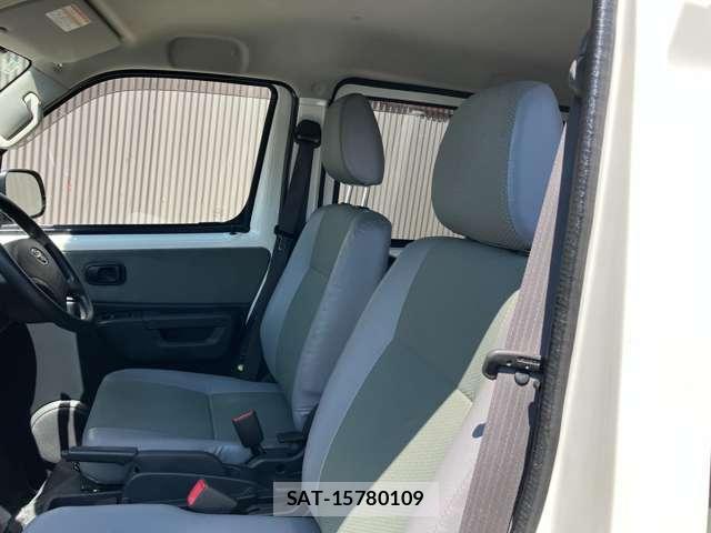 Toyota TOWNACE VAN 2024-10 8649492-12