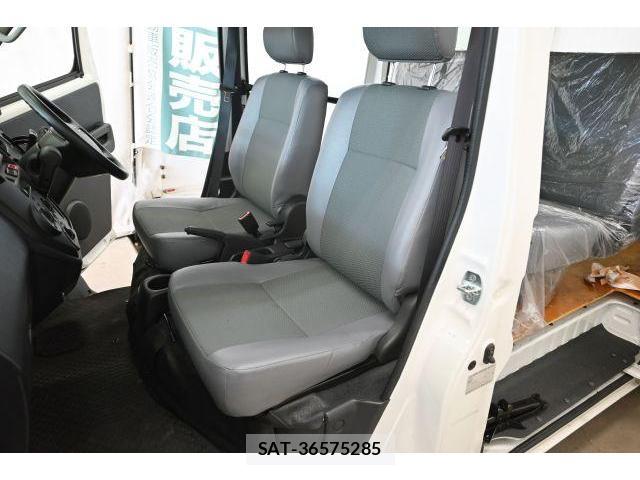 Toyota TOWNACE VAN 2019-08 8652889-7