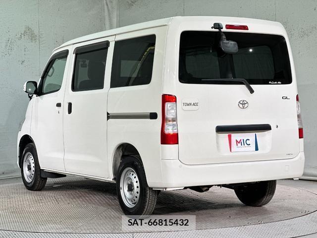 Toyota TOWNACE VAN 2021-07 8653920-16