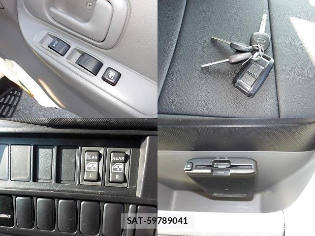 Toyota TOYOACE 2017-07 8647801-5