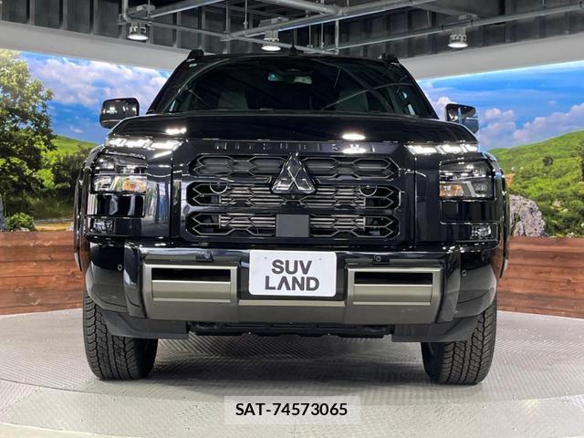 Mitsubishi TRITON 2024-09 8647942-14