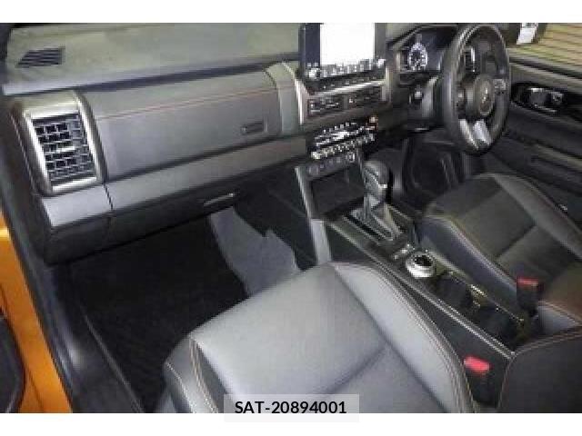 Mitsubishi TRITON 2024-12 8649018-2