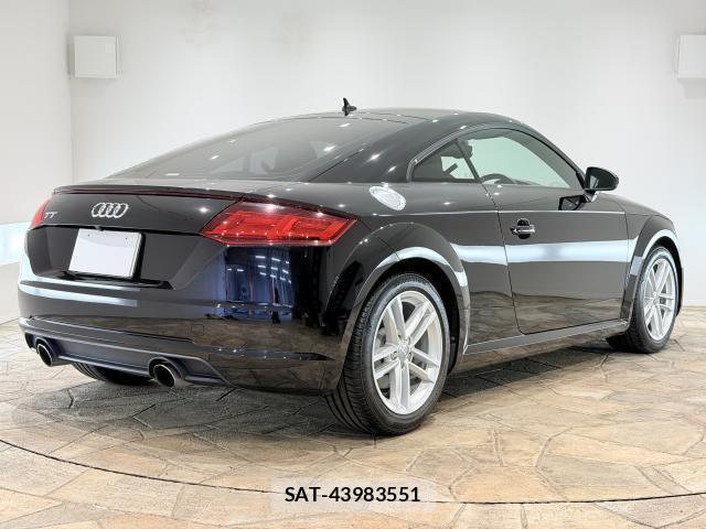 Audi TT 2015-12 8647620-2