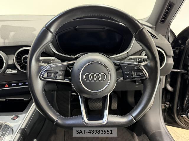 Audi TT 2015-12 8647620-6