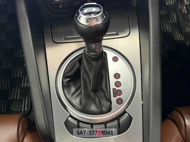 Audi TT 2014-03 8647716-15